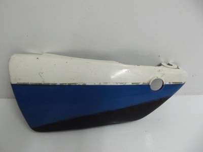 cache latéral sous selle  orig XJ 550 1981-1981