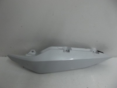 coque arrière coté gauche orig XJ6 600 2009-2016
