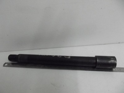 axe de roue avant  origine YAM FZ6 600 2004-2006