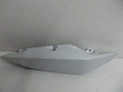 coque arrière coté droit origi XJ6 600 2009-2016