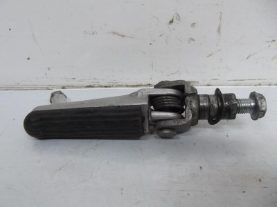repose pied avant droit origi CBR 900 2000-2001