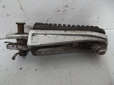 repose pieds conducteur gauche DIVERSION 600 1992-2003