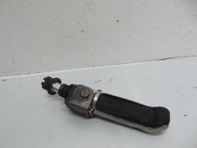 repose pied conducteur gauche  BANDIT 400 1990-1995