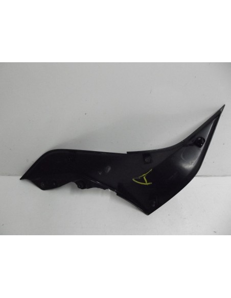 cache sous selle coté droit  o Z 750 750 2007-2012