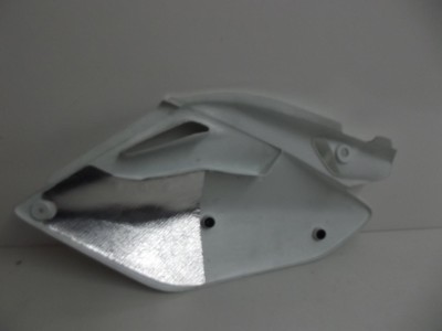 coté droit avec autocollant pa CRF 250 2006-2009 2
