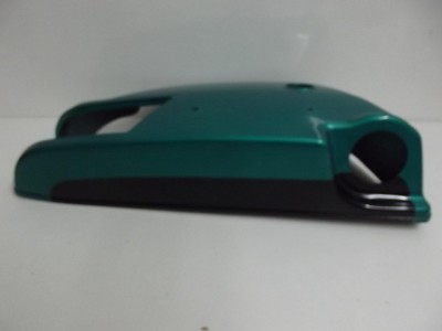 cache latéral coté gauche , or GT 250 1973-1977 2