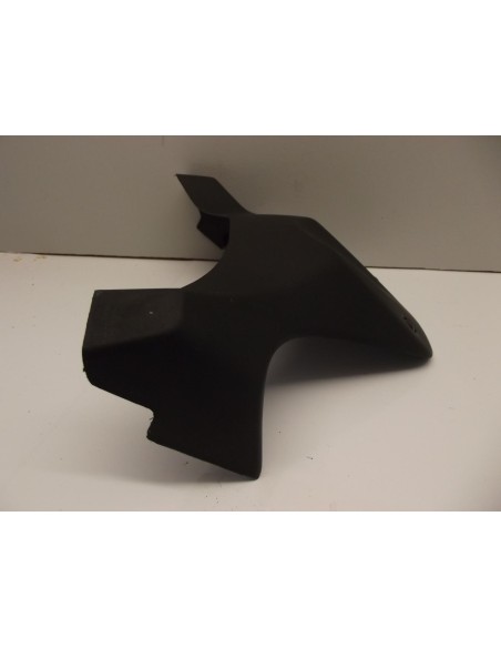 cache plastique qui se trouve  CBR 125 2004-2010