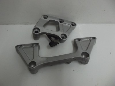 supports moteur  origine YAMAH TDM 850 1996-2001