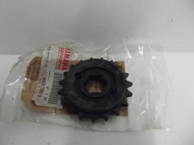 pignon de sortie de boite 19 d XT 350 1991-1992