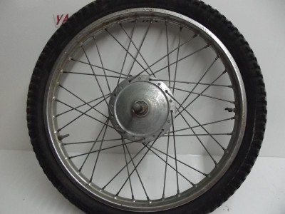 roue avant  origine  YAMAHA  2 DTF 125 1978-1978