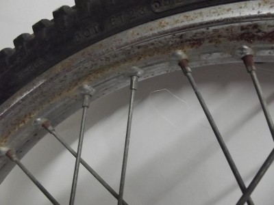 roue avant  origine  YAMAHA  2 DTF 125 1978-1978 2