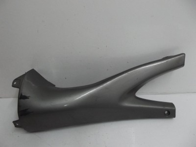 cache sous selle coté gauche o RS 50 1999-2005