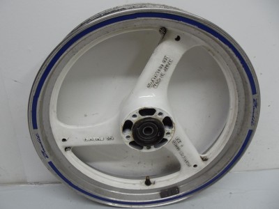 jante arrière  origine SUZUKI  BANDIT 400 1991-1995