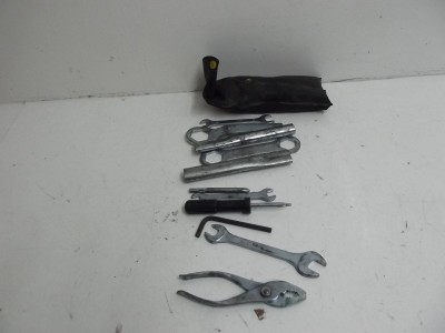 trousse à outils origine YAMAH FAZER 600 1998-2003