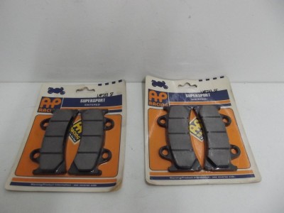2 jeux de plaquettes avant AP  FZR 1000 1995-1996