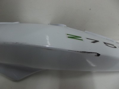 flanc de coque arrière coté ga Z 750 750 2007-2012 2