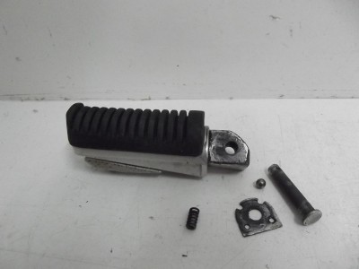 repose pied passager arrière d XJ6 600 2009-2016