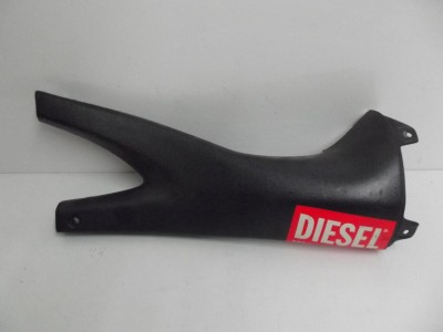 cache sous selle coté gauche a RS 50 1999-2005