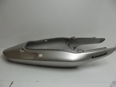 Coque arrière repeinte en gris ZR7 750 1999-2004