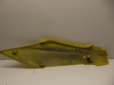 coque arrière coté droit origi FZR 1000 1991-1995 2