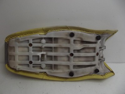 selle origine YAMAHA avec revê THUNDERCAT 600 1997-2004 2