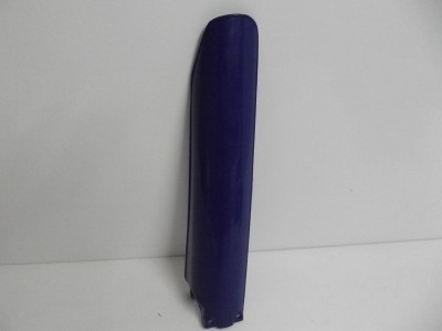 protection de fourche coté dro CR 125 2004-2006