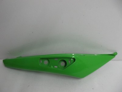 coque arrière coté droit origi ER6N 650 2009-2012