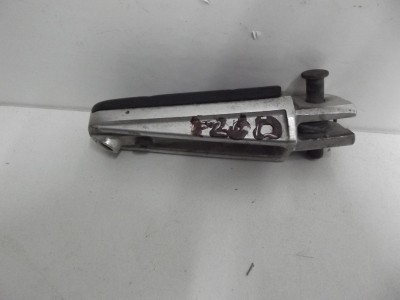 repose pied droit avec axe et  FZ6  600 2004-2006