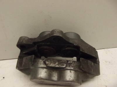 étrier de frein avant coté dro ZZR 600 1993-2004 2