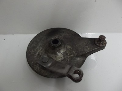 tambour de frein arrière avec  GN 125 1983-1996