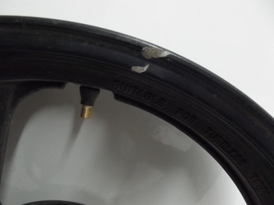 jante avant origine YAMAHA ave FAZER 600 1998-2003 2