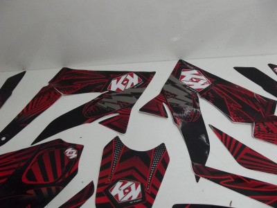 kit déco de marque KUTVEK roug SENDA R DRD XTREME 50 2010-2015 2