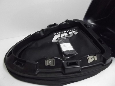 speed pack 40 L de marque GIVI R6 600 1998-2001 2