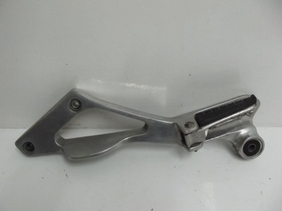 platine de repose pieds arrièr TDM 850 1996-2001