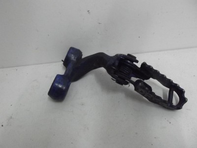 platine de repose pieds coté d DR 600 1988-2000