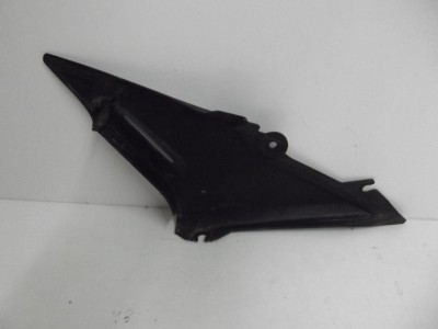 cache sous selle coté droit or XJ 600 1996-2003 2